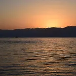 Alexandros Beachfront Near Petalidi With Private Sunbeds & Sea View Διαμέρισμα Καλαμάκι