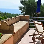 Alexandros Beachfront Near Petalidi With Private Sunbeds & Sea View Apartmán Kalamaki (Messinia)