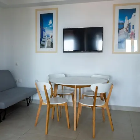 Apartment Alexandros Seaside Family & - Paradise, 7' From Petalidi