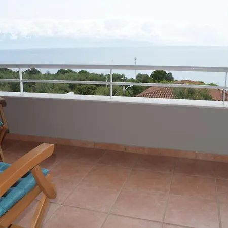 Alexandros Seaside Family & - Paradise, 7' From Petalidi Apartment Kalamaki (Messinia)