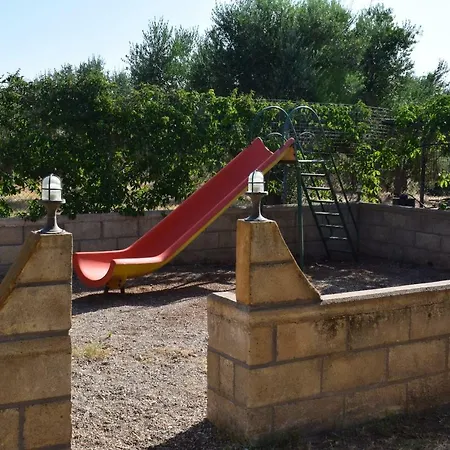 Alexandros , Beachfront Retreat Near Petalidi With Private Sunbeds & Sea View Apartamento Kalamaki (Messinia)