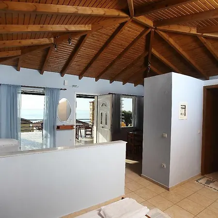 Alexandros Seaside Family & - Paradise, 7' From Petalidi Apartment Kalamaki (Messinia)