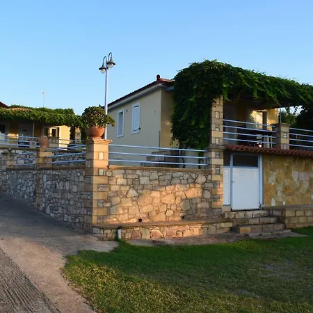 Alexandros Seaside Family & - Paradise, 7' From Petalidi *