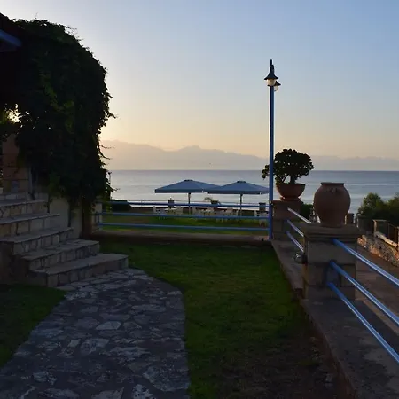 Alexandros Seaside Family & - Paradise, 7' From Petalidi *