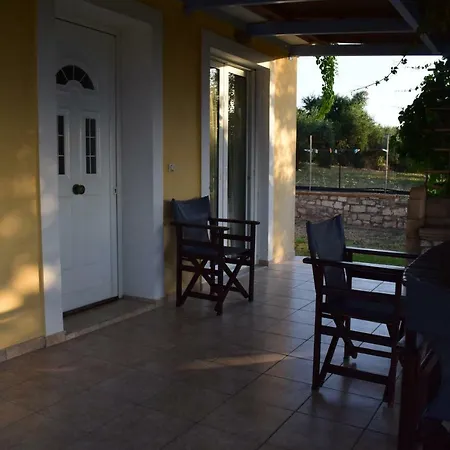 Alexandros Seaside Family & - Paradise, 7' From Petalidi