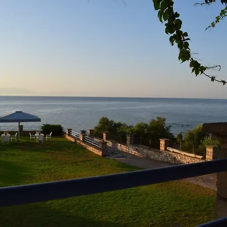 Alexandros Seaside Family & - Paradise, 7' From Petalidi * Kalamaki (Messinia)