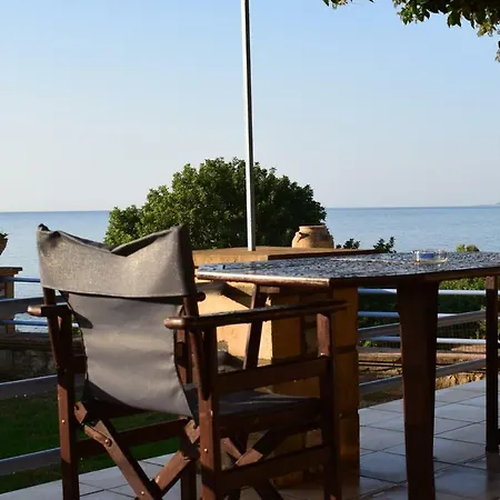 Alexandros Seaside Family & - Paradise, 7' From Petalidi Apartment Kalamaki (Messinia)
