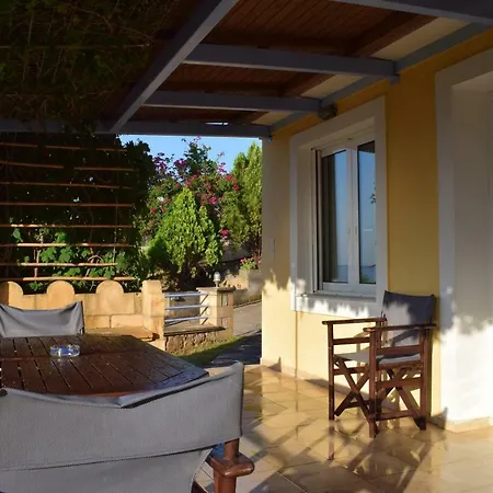 Alexandros Seaside Family & - Paradise, 7' From Petalidi *