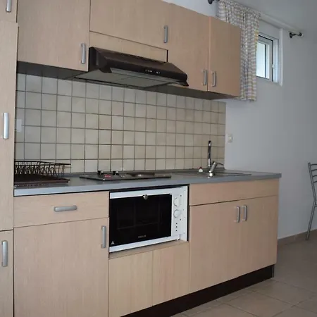 Alexandros Beachfront Near Petalidi With Private Sunbeds & Sea View Appartement Kalamaki (Messinia)