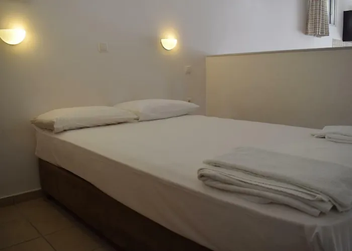 Apartamento Alexandros Beachfront Near Petalidi With Private Sunbeds & Sea View *