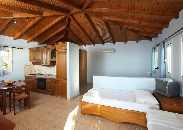 아파트 Alexandros Beachfront Near Petalidi With Private Sunbeds & Sea View Kalamaki (Messinia)