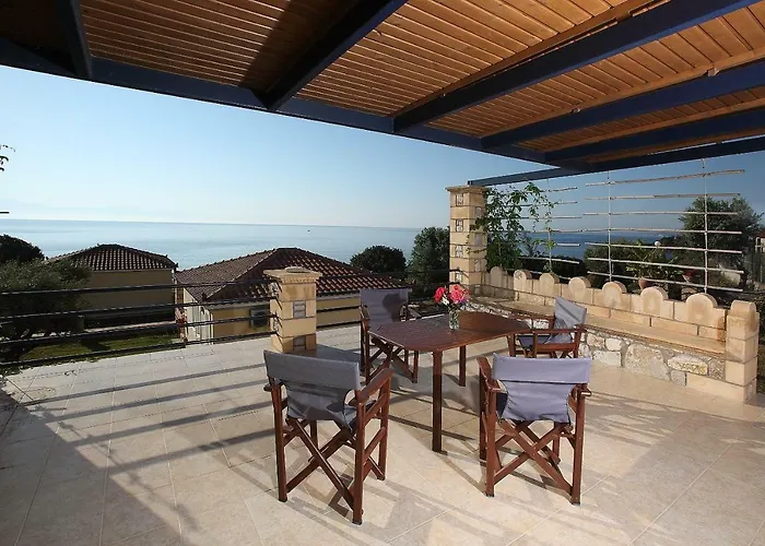 Alexandros , Beachfront Retreat Near Petalidi With Private Sunbeds & Sea View