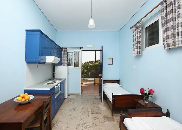 Alexandros Beachfront Near Petalidi With Private Sunbeds & Sea View Apartamento
